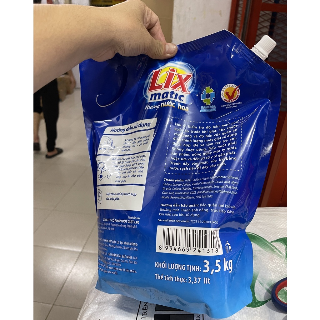 Nước giặt Lix Matic giành cho giặt máy Hương Nước Hoa túi 3.5 kg