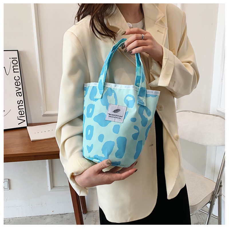 Túi Xách Đeo Vai Vải Bạt In Họa Tiết Bò Sữa Thời Trang Hàn Quốc 2023 Cho Nữ