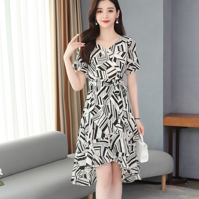 Đầm chiffon Tay Ngắn Ôm Eo In Họa Tiết Hoa Dành Cho Nữ