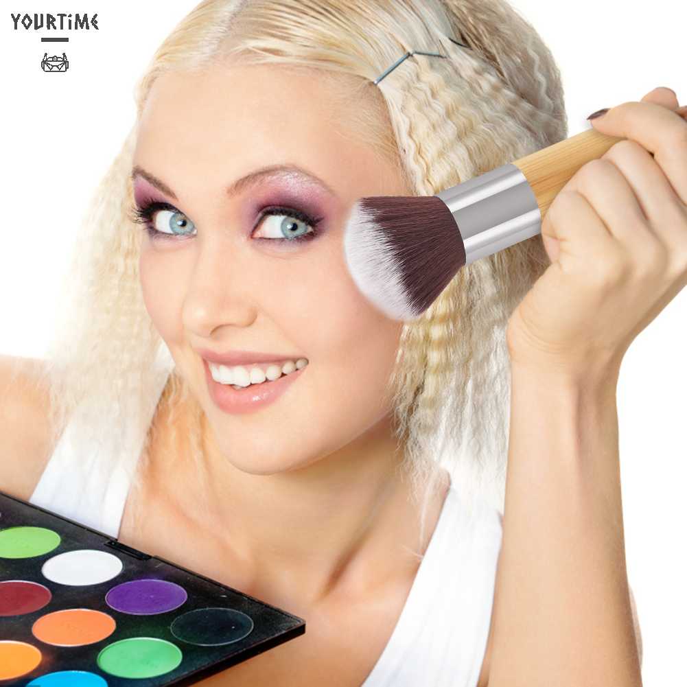 Cọ Trang Điểm Tán Nền Phủ Phấn Đánh Má Hồng Cán Tre