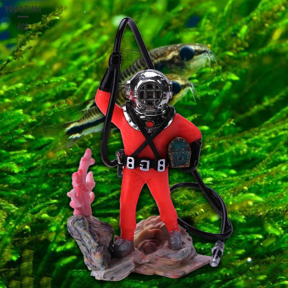 Đồ Trang Trí Bể Cá Hình Thợ Săn Kho Báu