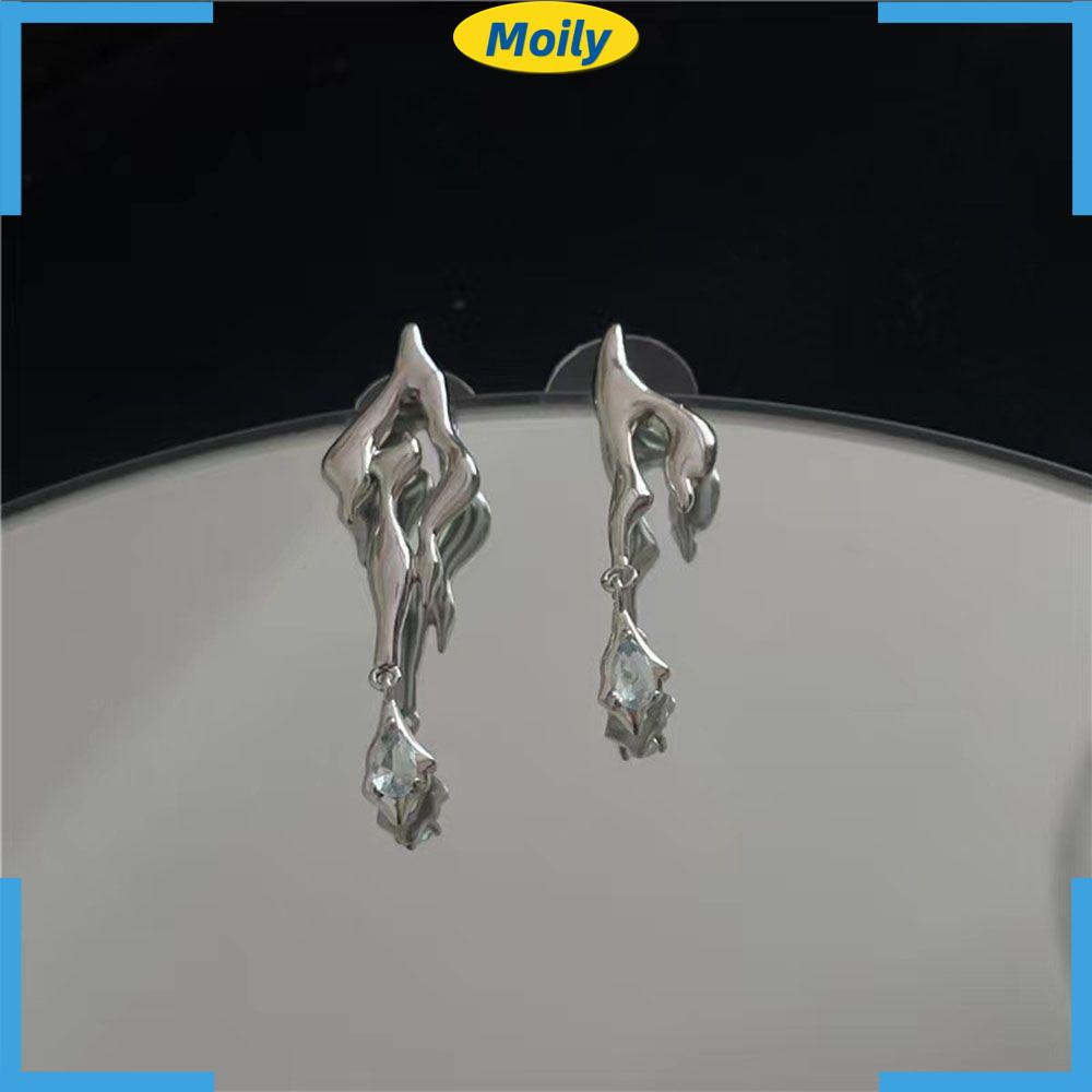 Bông Tai Bất Đối Xứng Bằng Kim Loại Dạng Lỏng Cá Tính