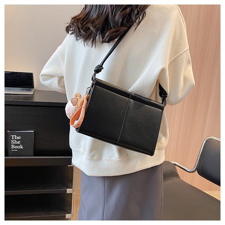 Túi Xách Đeo Vai Cao Cấp Phong Cách Thời Trang Mới