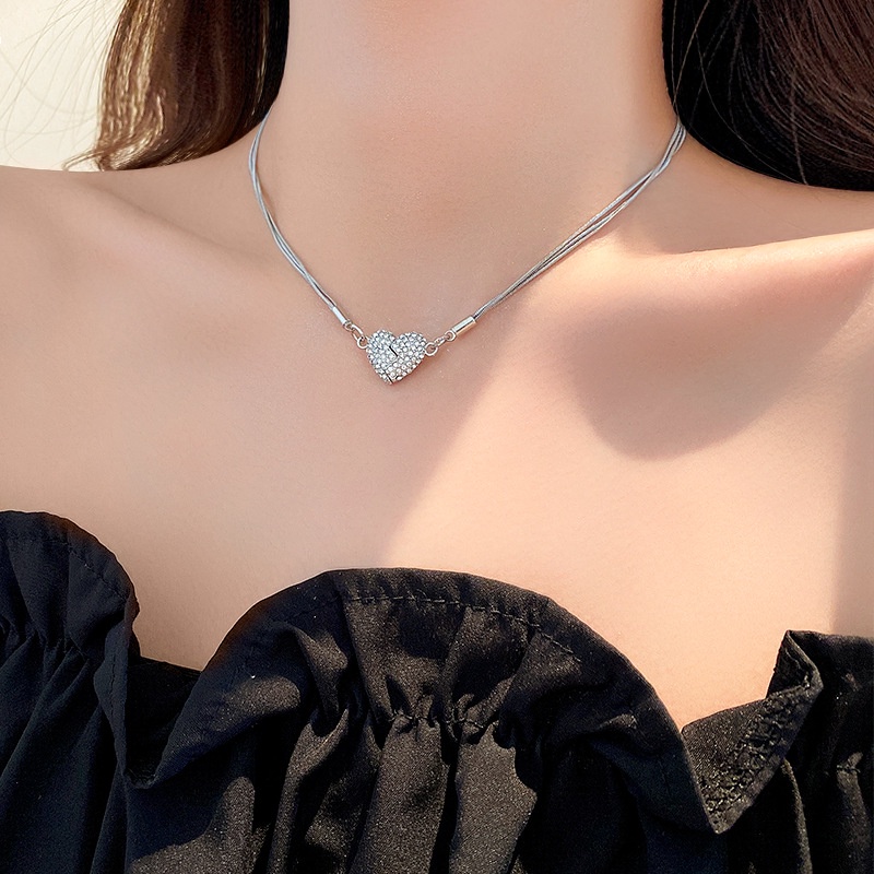 Vòng cổ Nhiều Lớp Đính Kim Cương Trái Tim Hít Nam Châm Đơn Giản Thời Trang Dễ Phối Đồ