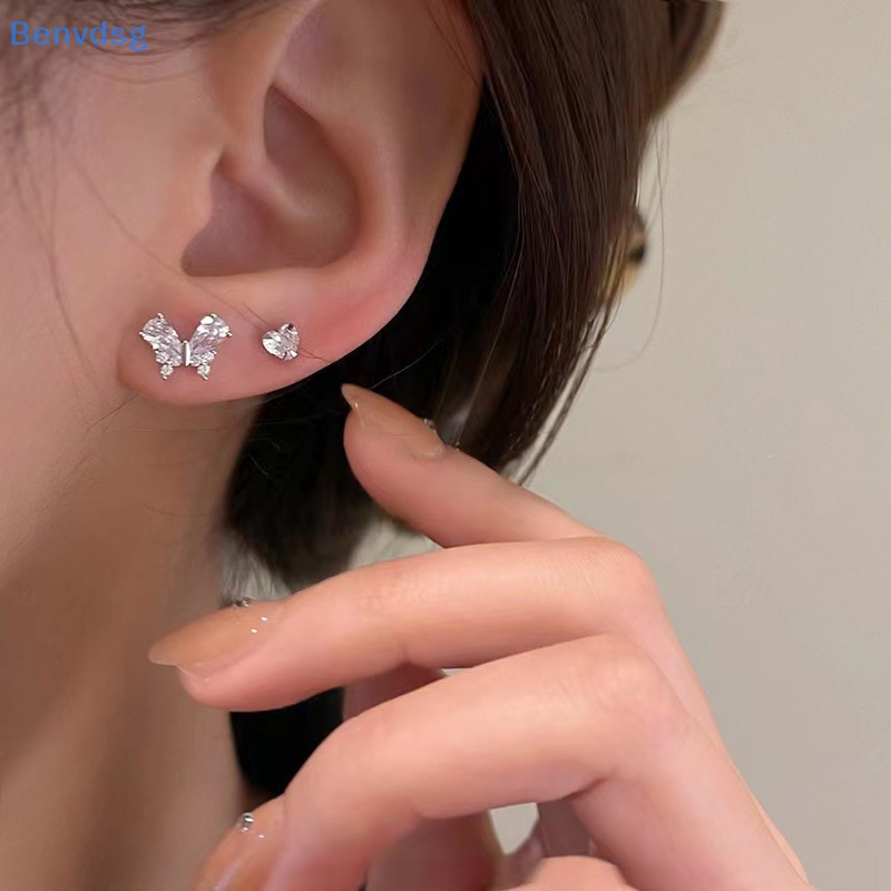 Bộ 4 Khuyên Tai Thả Sụn Tai Hình Bướm Đính Đá Pha Lê Sáng Tạo Thời Trang Cho Nữ
