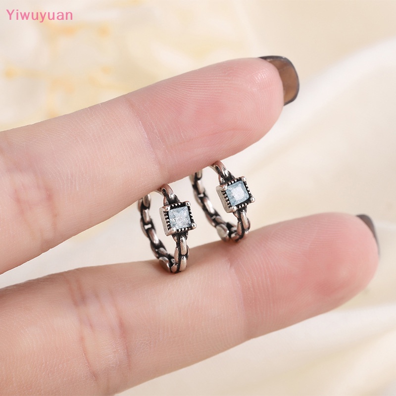 < Yiwuyuan > Khuyên Tai Nụ Hình Khối Lập Phương Cổ Điển Thiết Kế Mới Dành Cho Bạn Nữ