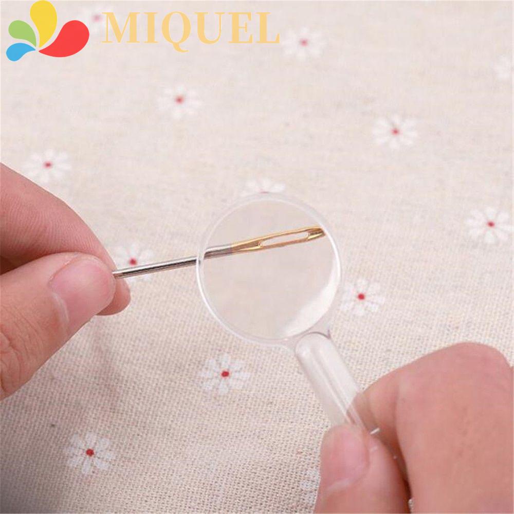 Dụng Cụ Xỏ Kim Chỉ Bằng Nhựa