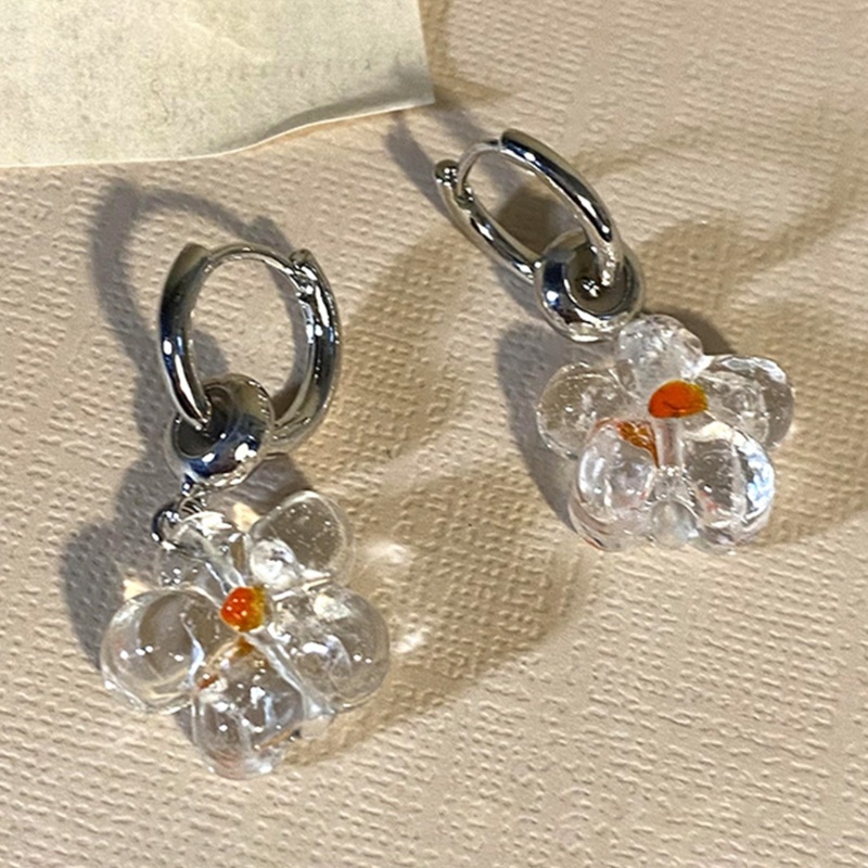 Khuyên Tai Vòng Nhỏ Đơn Giản Mặt Hình Hoa Phong Cách Vintage Độc Đáo Thời Trang