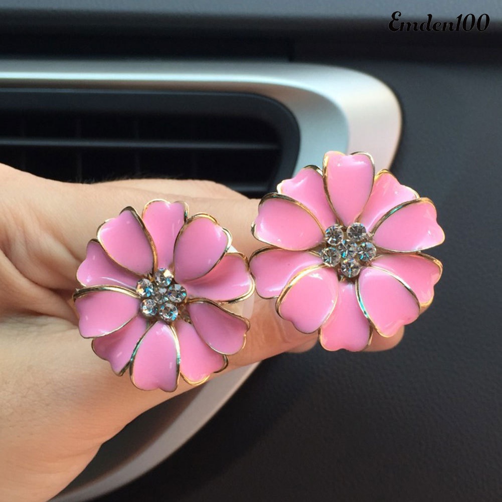 Kẹp Khuếch Tán Tinh Dầu Hình Hoa Cúc Đính Đá Trang Trí Xe Hơi