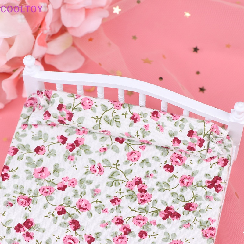 Giường Ngủ Mini Tỉ Lệ 1 / 12 Trang Trí Nhà Búp Bê