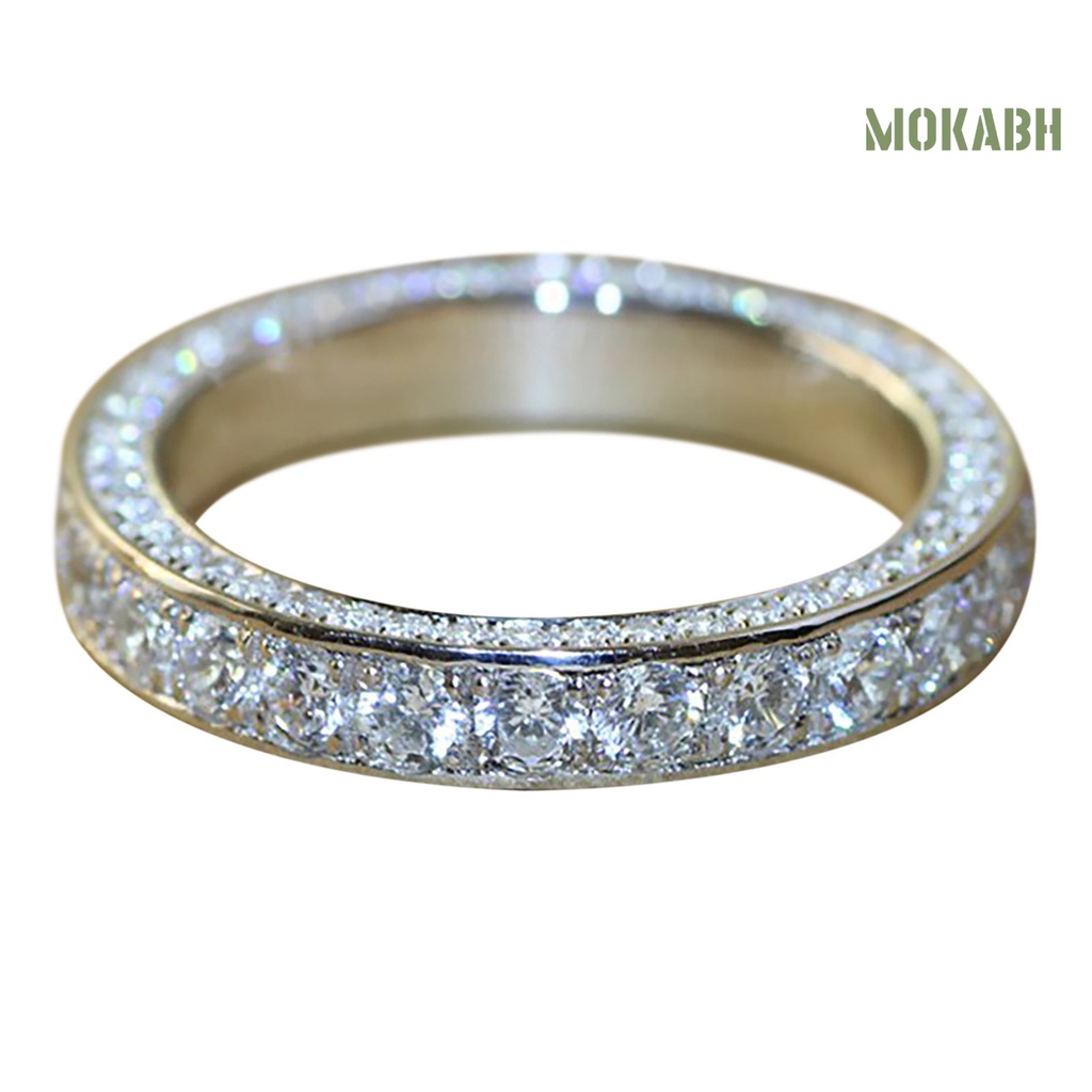 Nhẫn Cưới Tròn Đính Đá Lấp Lánh Không Phai Màu