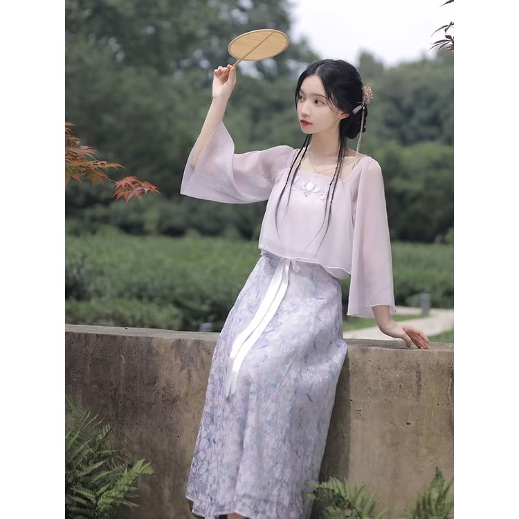Bộ Đồ Thời Trang Trung Hoa Xinh Xắn Dành Cho Nữ
