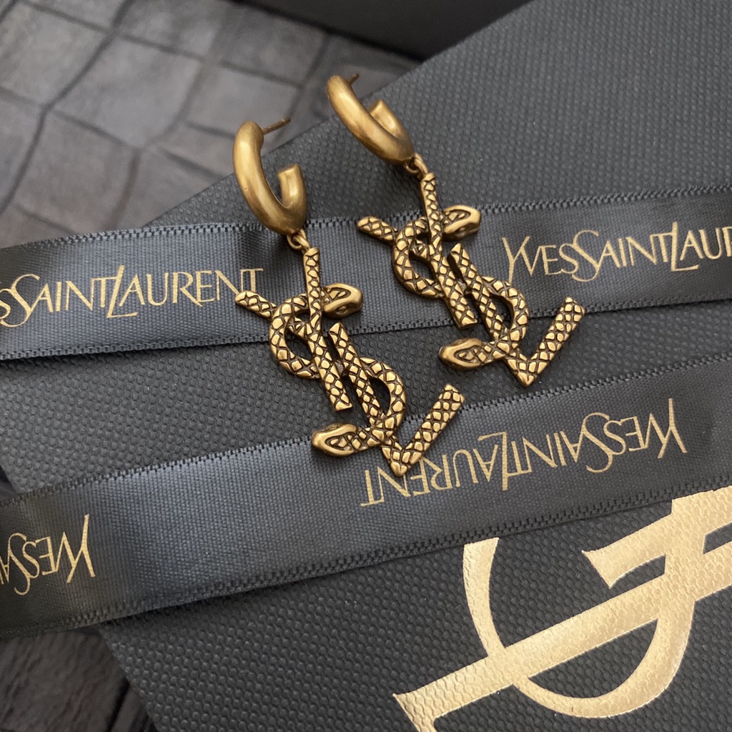 Ysl Khuyên Tai Tròn Khắc Chữ Chất Liệu Thép Titan
