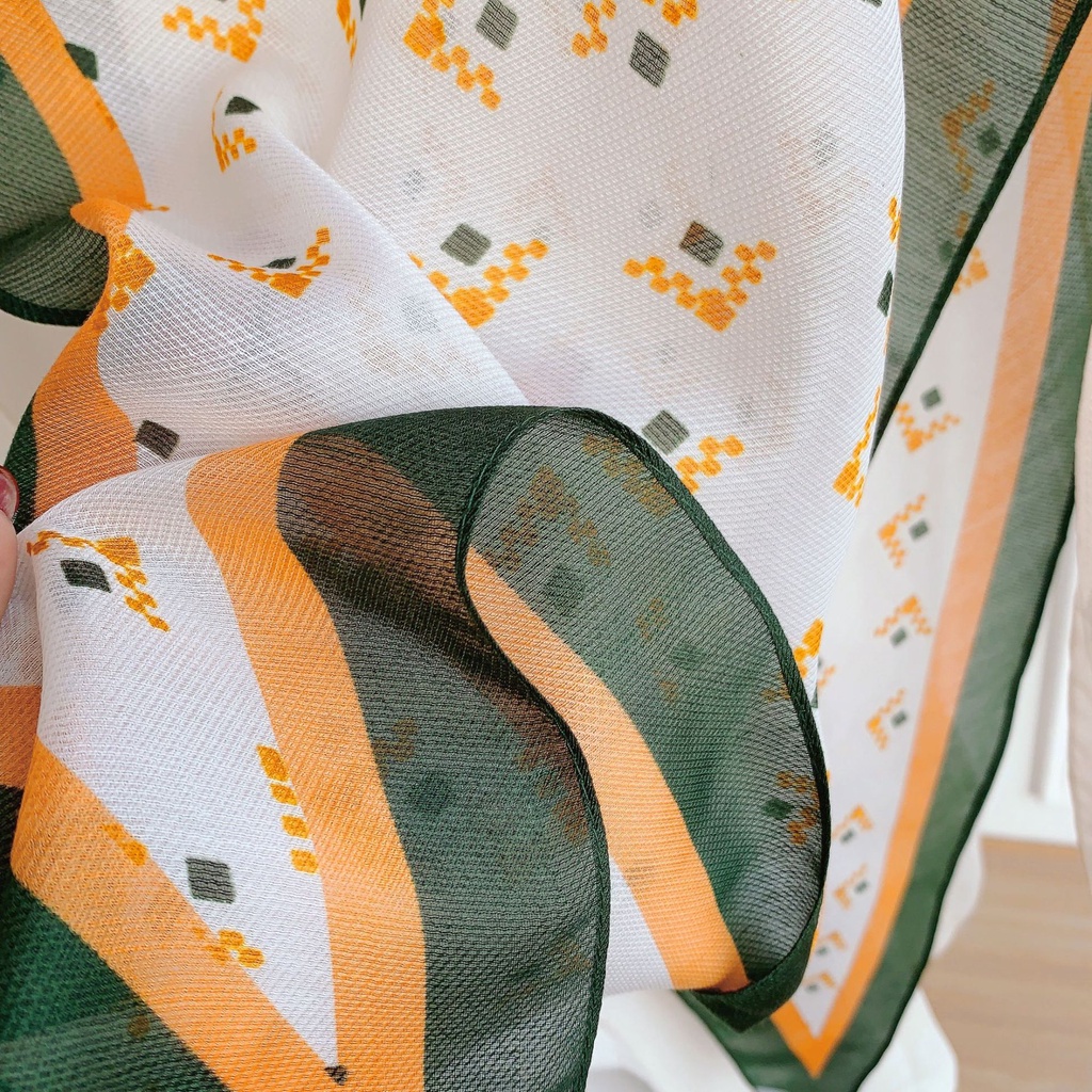 Khăn Choàng Cổ Dài Bằng Lụa Đính Kim Cương Nhỏ Xinh Thời Trang Xuân Hè Phong Cách Hàn Quốc Mới