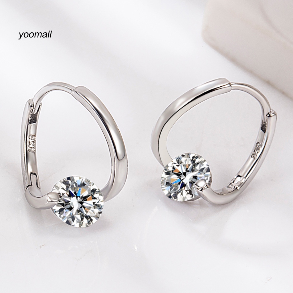 1 Đôi Bông Tai Đính Đá Lấp Lánh Sang Trọng Không Gây Dị Ứng