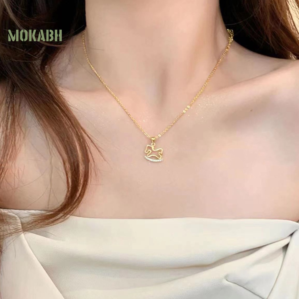 Vòng Cổ Hình Ngựa Gỗ Thời Trang Thanh Lịch Dành Cho Nữ
