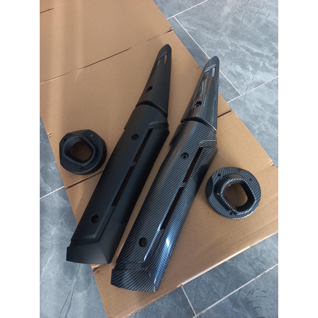 Phụ kiện ốp pô Ex150 TFX sơn đen cacbon