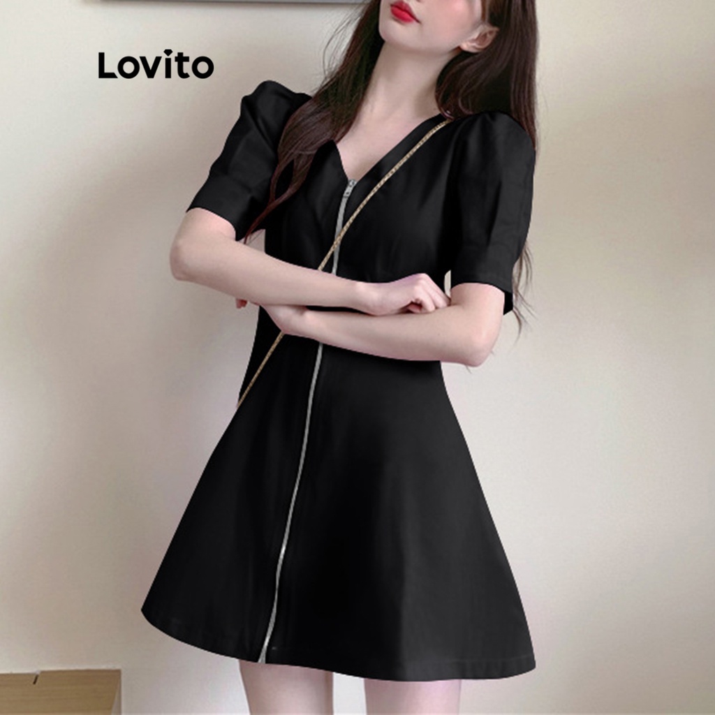 Lovito Váy ngắn chữ A ngắn tay cổ chữ V có dây kéo đơn giản dành cho nữ LNE09096 (Đen)