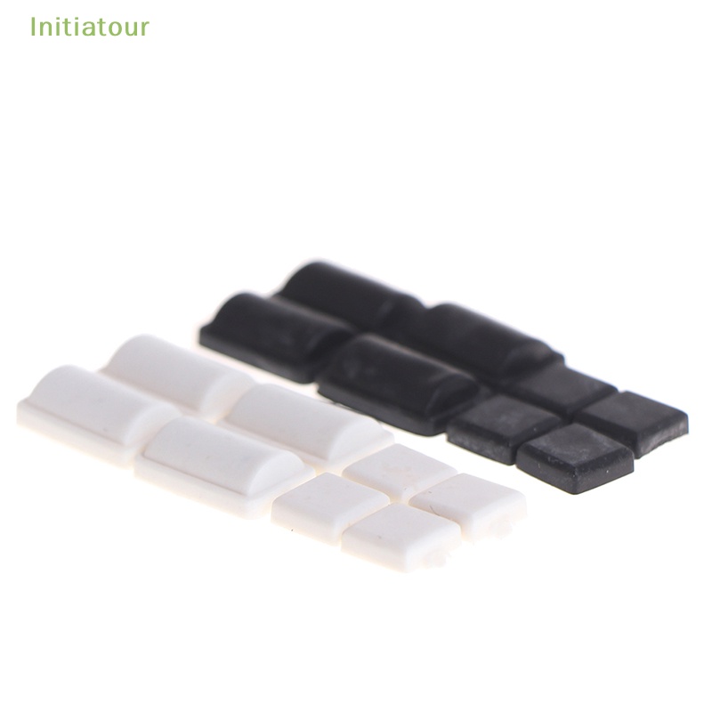 Set 8 Vỏ Bọc Chân Máy Chơi Game WII Bằng Cao Su Silicon Màu Trắng Đen