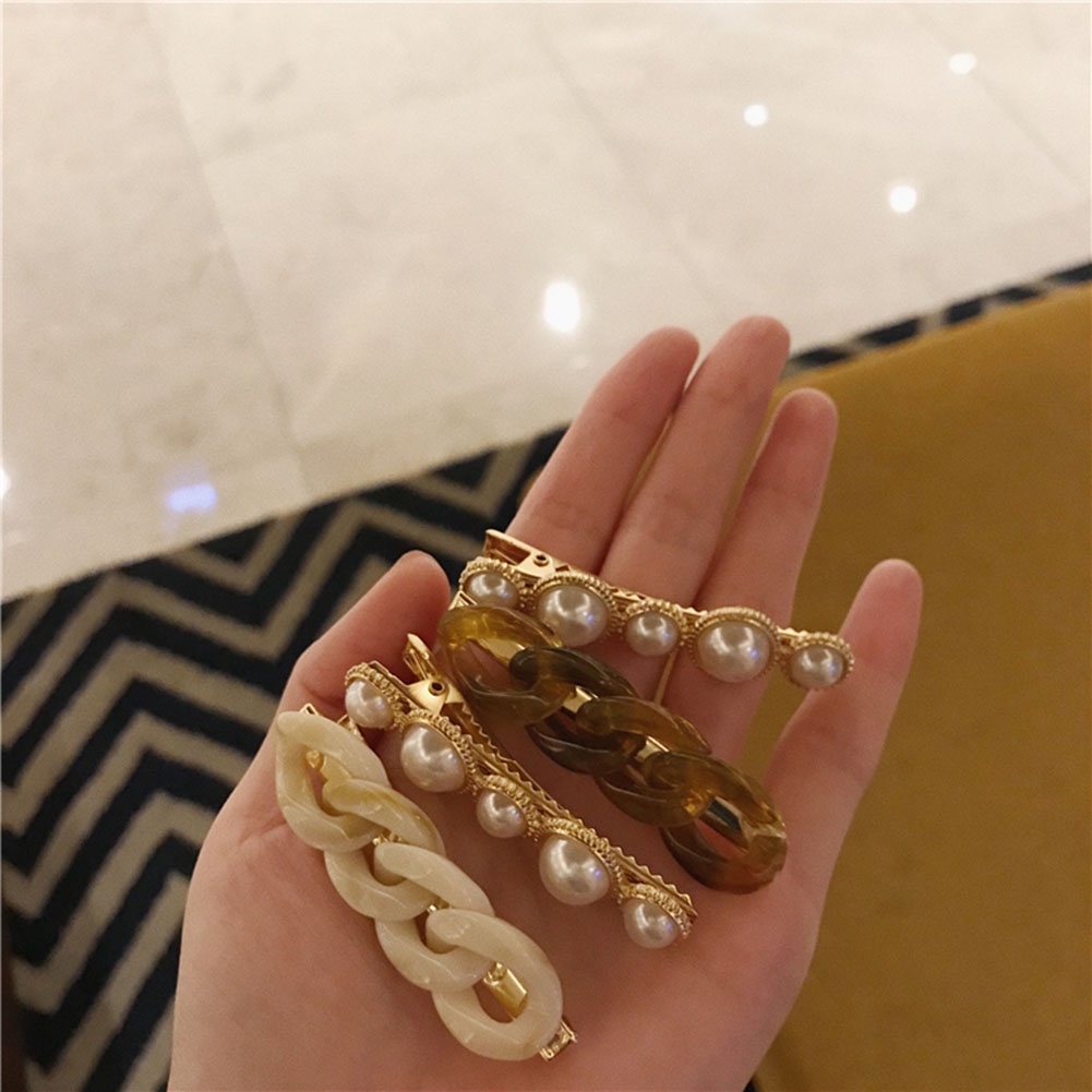 Bộ 2 Kẹp Tóc Đính Ngọc Trai Thời Trang Cho Nữ