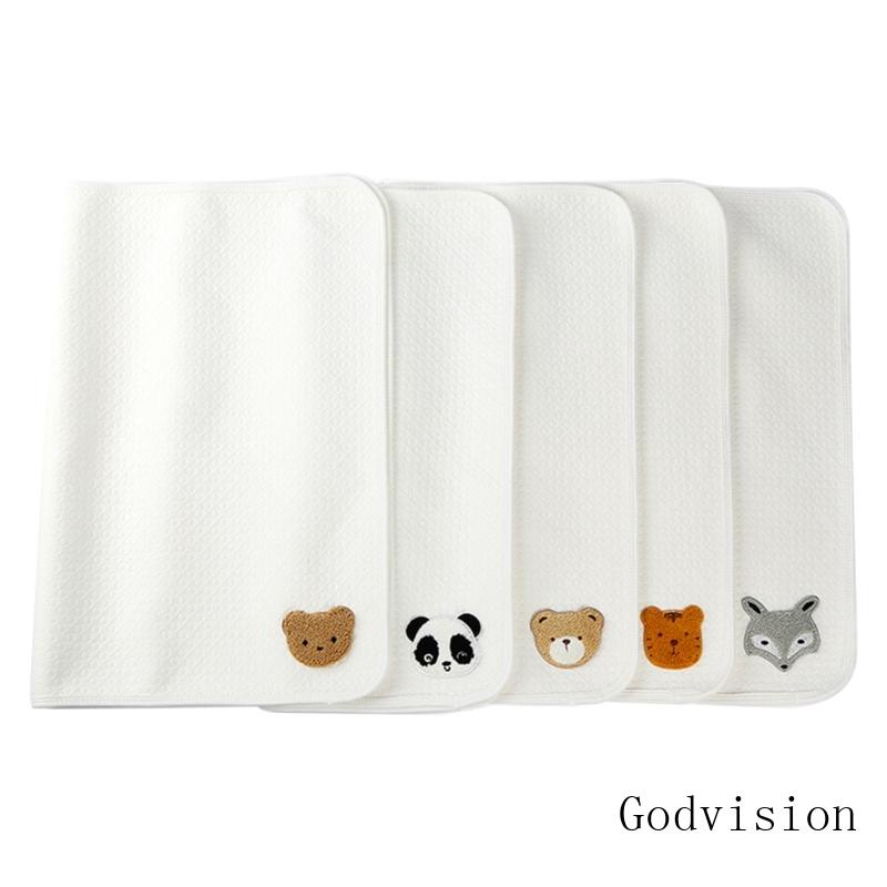 Thảm Thay Tã Cotton Chống Nước Kích Thước 70x50cm In Họa Tiết Hoạt Hình Cho Bé Sơ Sinh