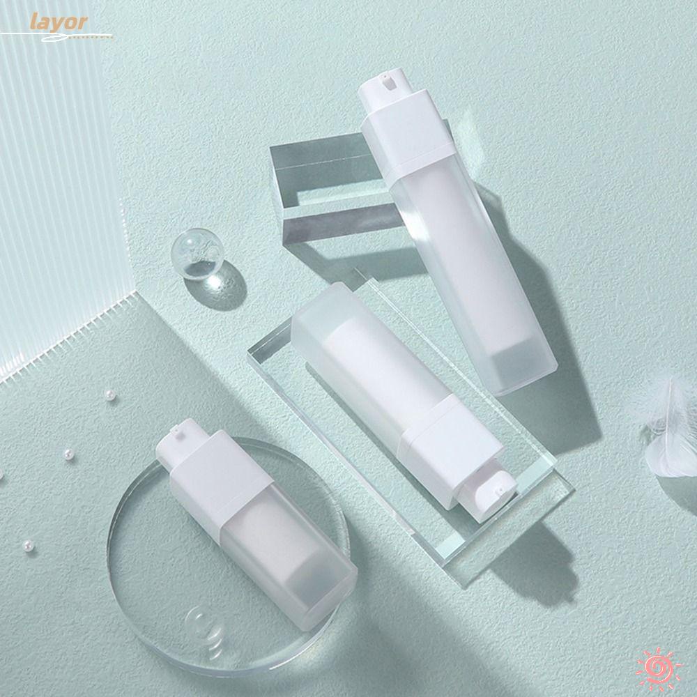 LAY Chai Rỗng Đựng Kem Nền Dạng Lỏng Mới