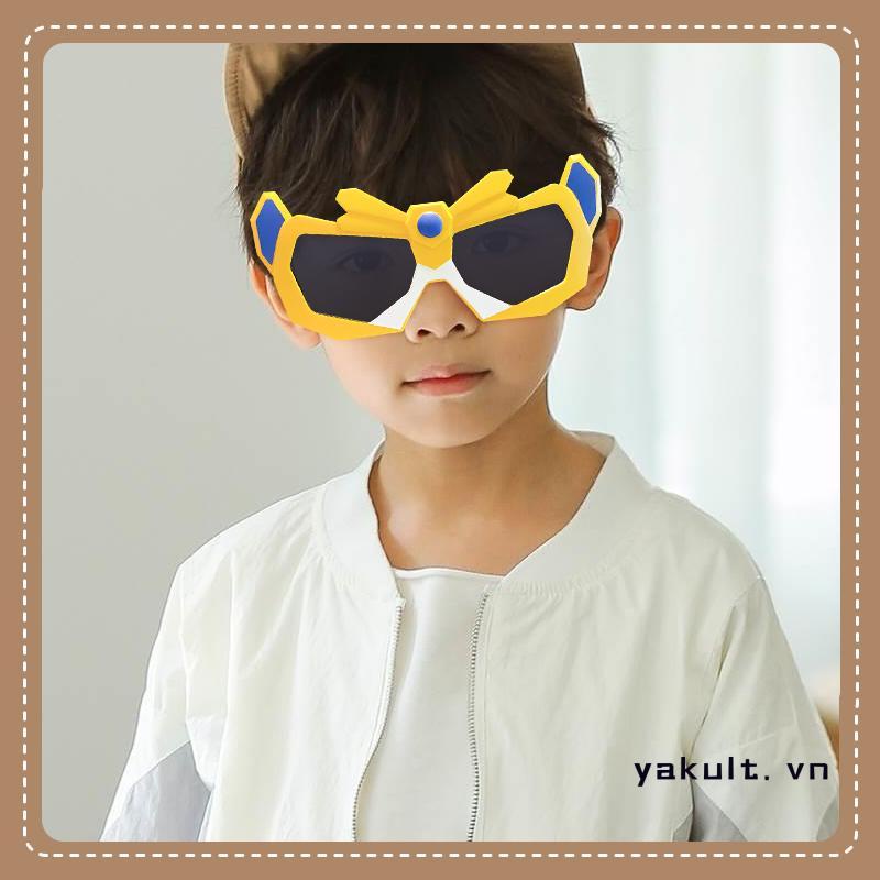 yakult Kính bé trai mắt kính râm cho bé chống nắng tia uv thời trang trẻ em đi biển hình siêu nhân cá tính