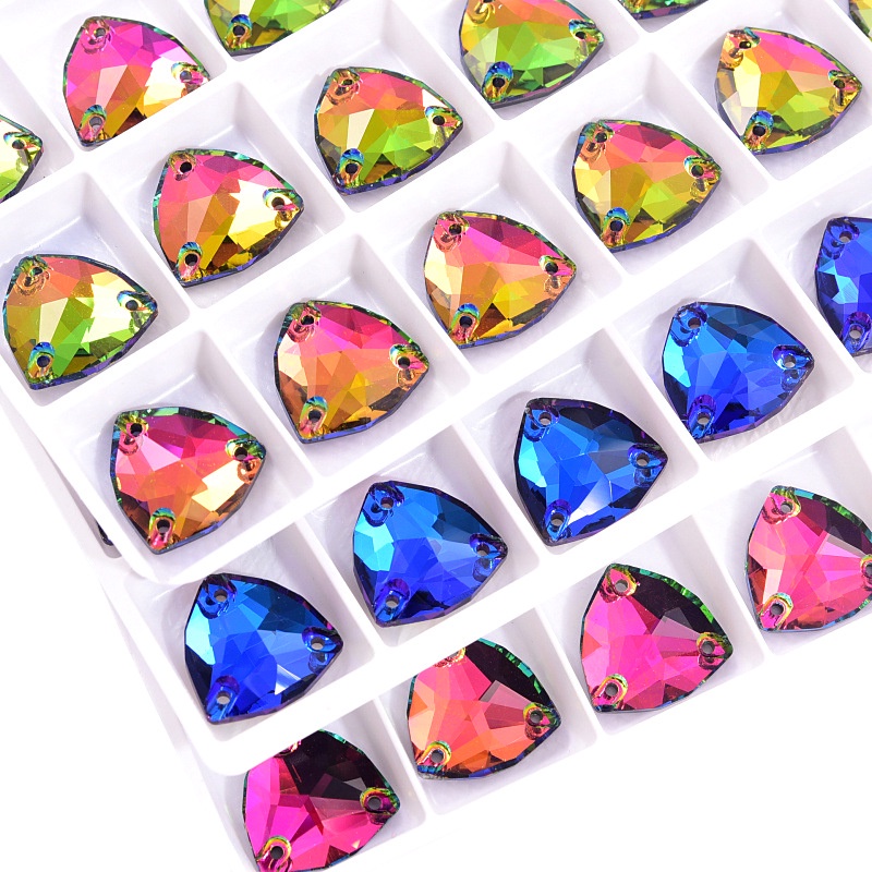 Nút Áo Hình Tam Giác K9 Đính Đá Pha Lê Sang Trọng