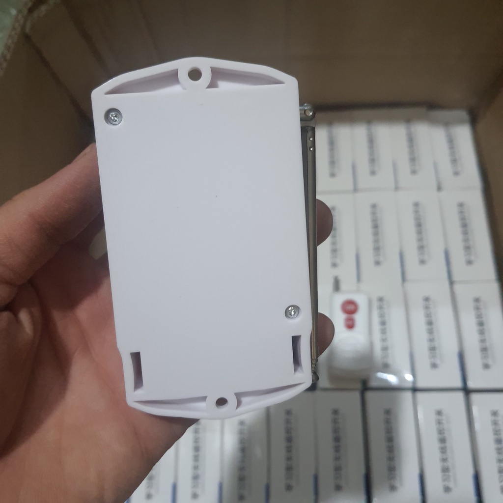 Bộ công tắc điều khiển từ xa 1KM LW công suất lớn 40A 220V có ăng ten bắt sóng xa khoẻ mạch biến áp dây đồng siêu bền