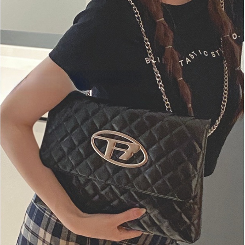 Túi Đeo Chéo Cỡ Lớn Phối Dây Xích Thời Trang