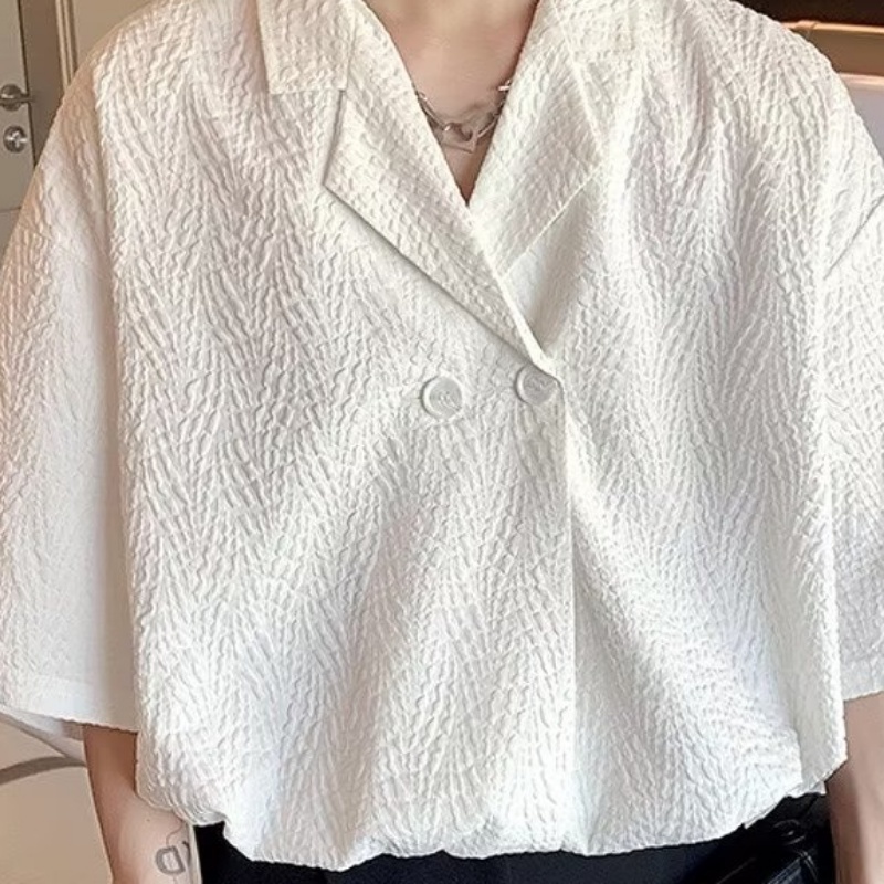 Áo Sơ Mi Cổ Chữ V Họa Tiết Dập Nổi Phong Cách Đường Phố Cao Cấp Cho Nam