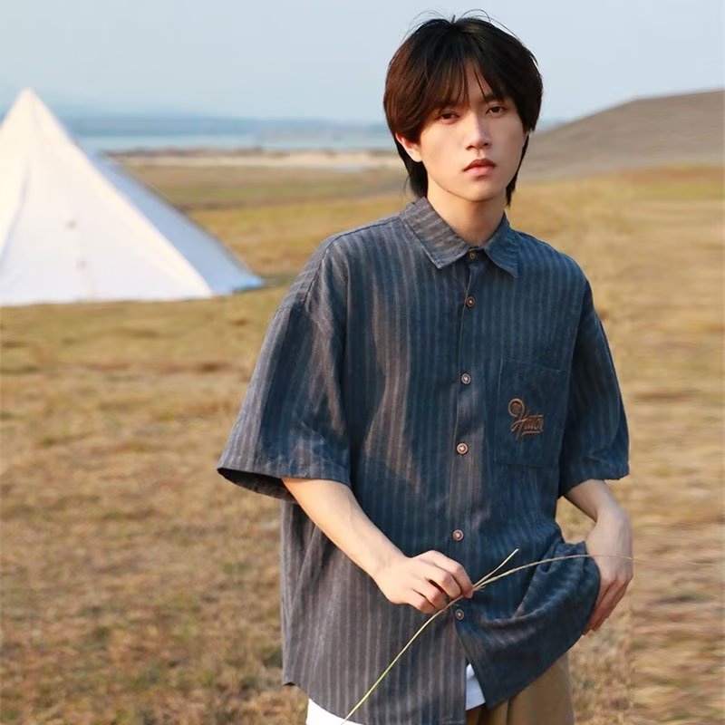 Áo Sơ Mi Ngắn Tay Dáng Rộng Thêu Họa Tiết Sọc Phong Cách Retro Mỹ Cho Nam