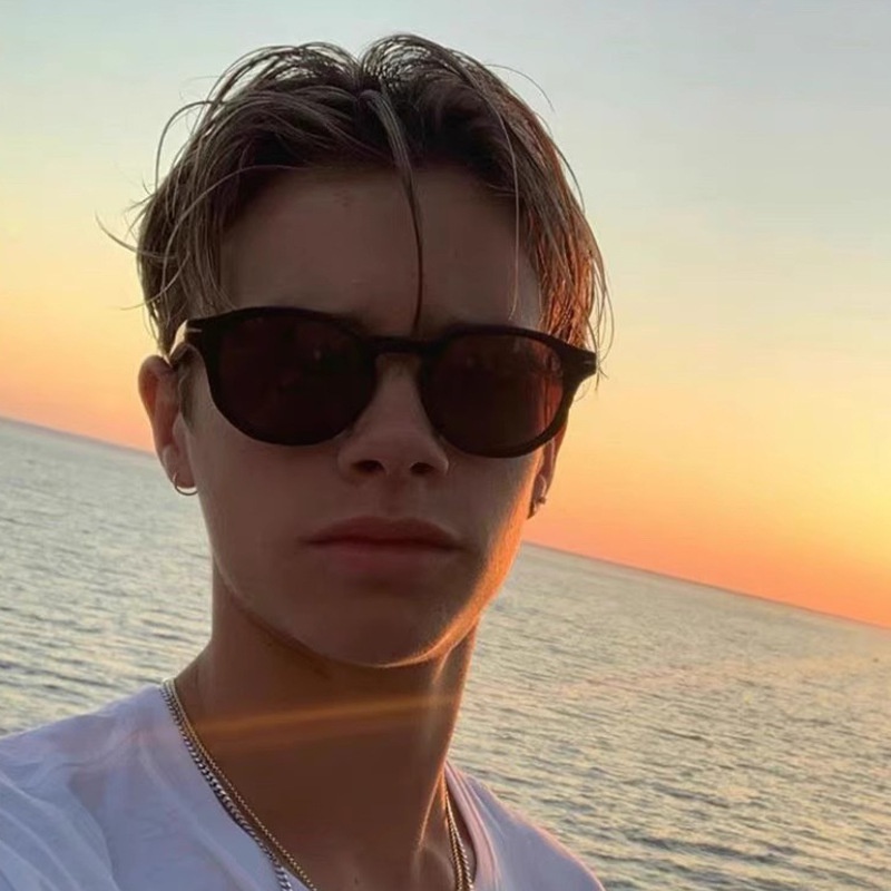 Kính Mát Gọng Tròn Phong Cách Thời Trang Đường Phố 2023