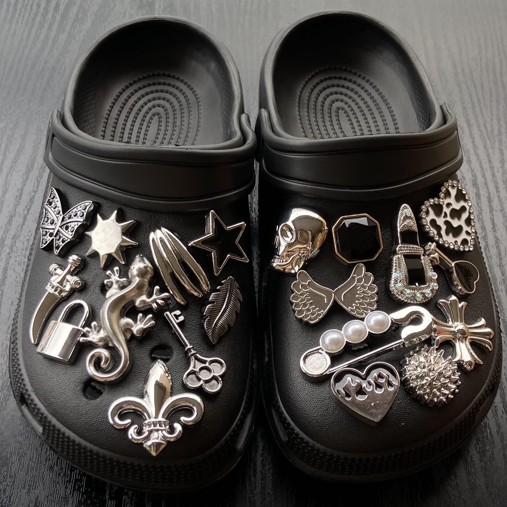 1 Khóa Giày Bằng Kim Loại Thời Trang Gothic / Đen / Trắng / Love DIY