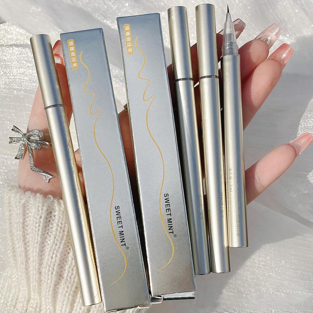 1 Bút Kẻ Mắt Dạng Lỏng 0.014mm Siêu Mịn Chống Nước Lâu Trôi 1.5ml C9K5