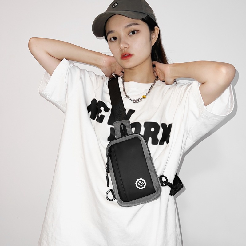 Túi Đeo Chéo Ngực / Hông Chất Liệu Nylon Thời Trang Nhật Hàn 4 Màu Tùy Chọn Cho Nam