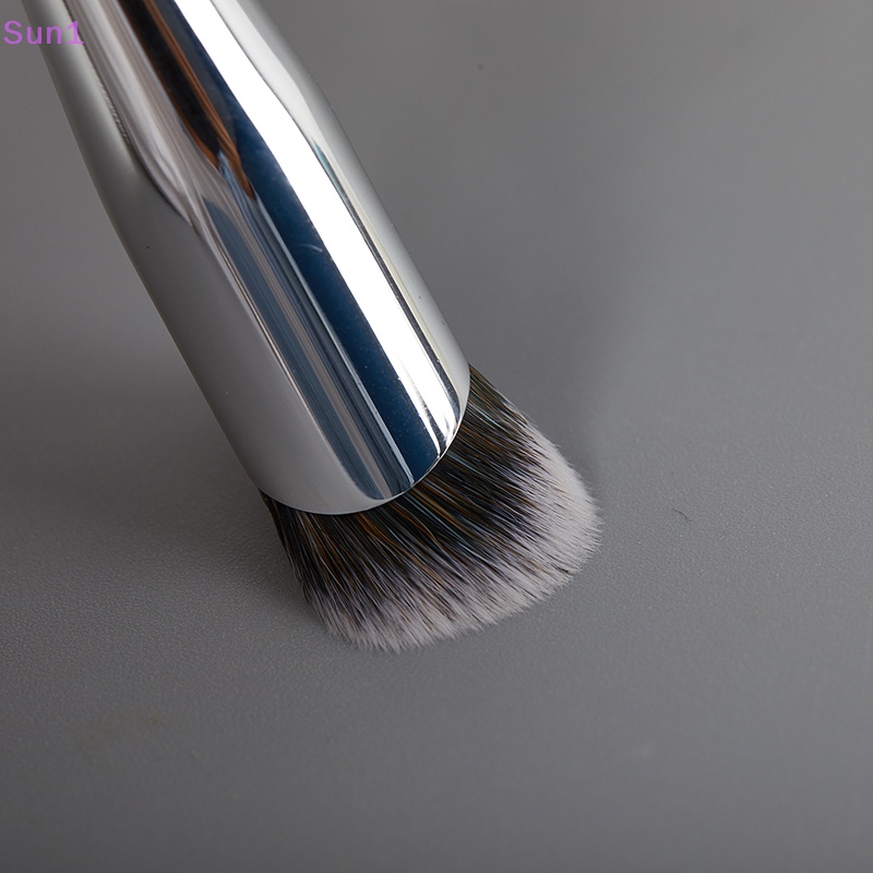 1 Cọ Trang Điểm Góc Nền Che Khuyết Điểm Tiện Dụng