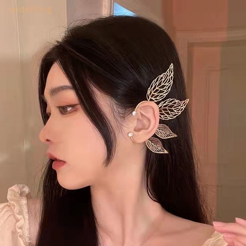 1 Bông Tai Đeo Vành Tai Hình Lá Phong Rỗng Đính Đá Zircon Thời Trang Cho Nữ