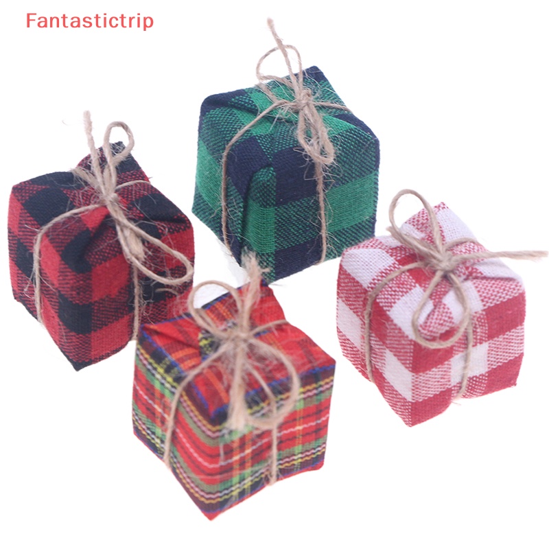 Set 5 Hộp Quà Giáng Sinh Mini Trang Trí Cho Nhà Búp Bê Mới