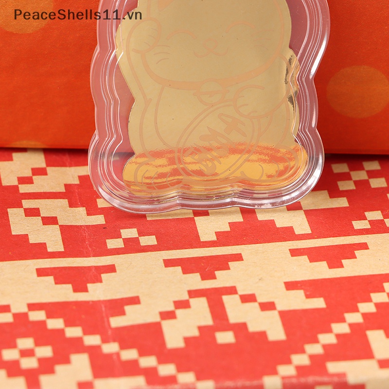 Miếng Dán Trang Trí Điện Thoại Hình Mèo May Mắn Phối Lá Vàng Dễ Thương