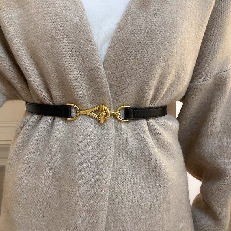 Thắt Lưng Mỏng Đục Lỗ Với Khóa Kim Loại Có Thể Điều Chỉnh Cho Nữ