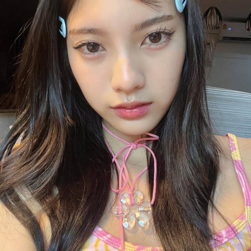 Vòng cổ Mặt Hoa Acrylic Thời Trang Cho Nữ