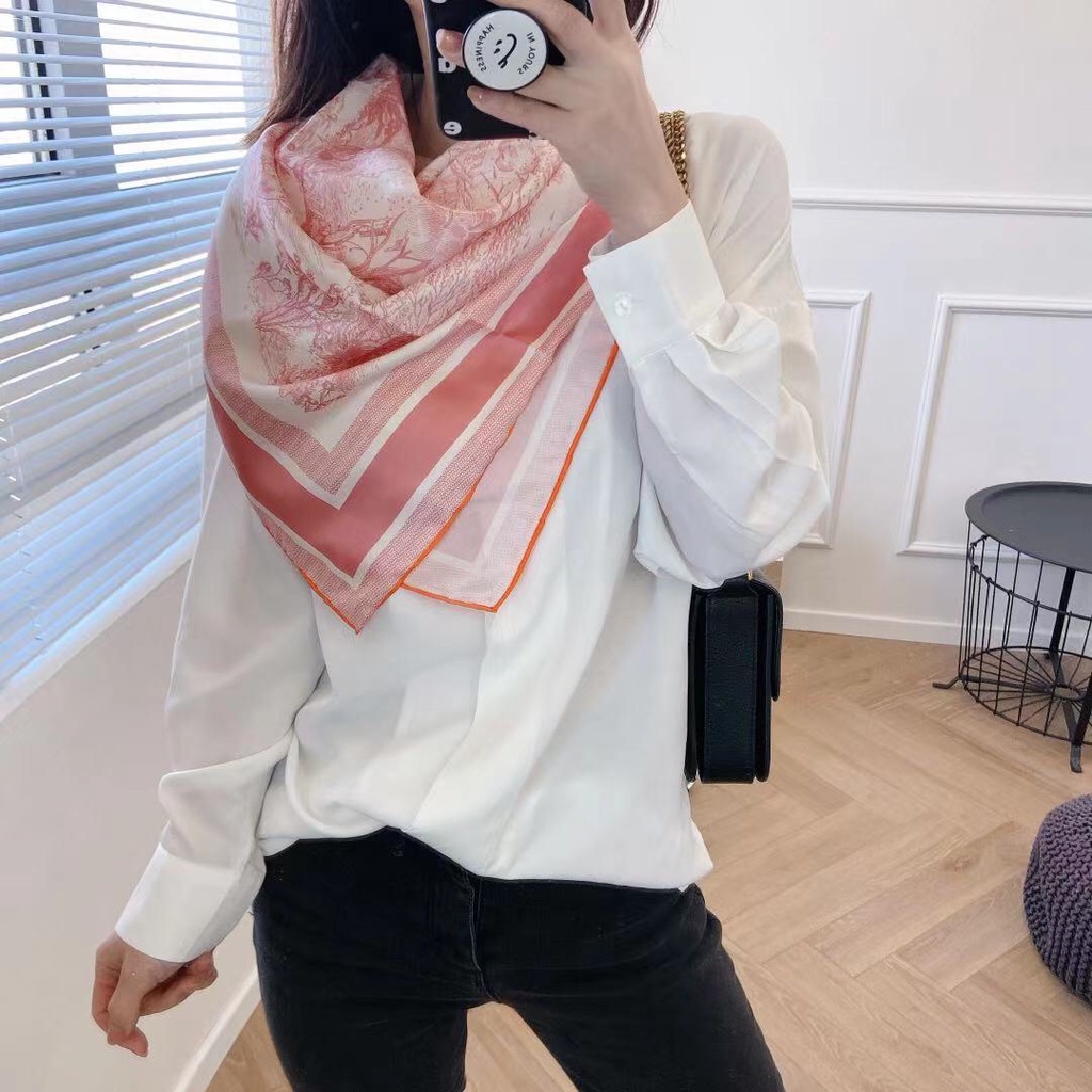 Khăn Choàng Cổ Vuông Bằng Lụa In Họa Tiết Thời Trang Cho Nữ