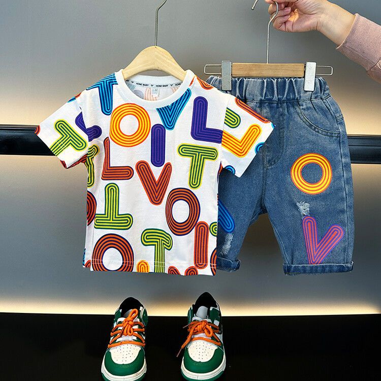 Bộ Áo Thun Tay Ngắn Và Quần Jeans Thời Trang Mùa Hè 2022 Phong Cách Đường Phố Hàn Quốc Mới Cho Bé Trai
