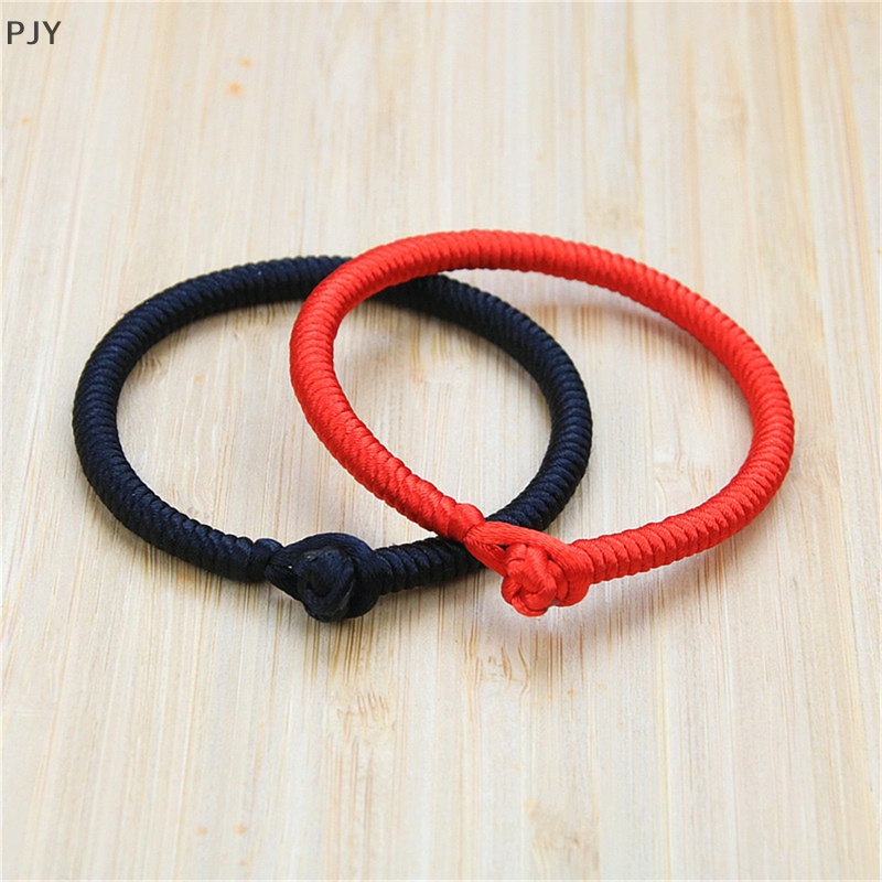 Vòng Tay Bện Dây Đỏ May Mắn Cho Cặp Đôi