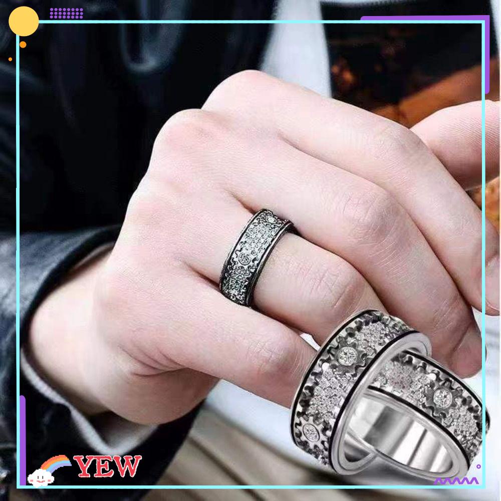 Nhẫn Thiết Kế Dạng Bánh Răng Xoay Độc Đáo
