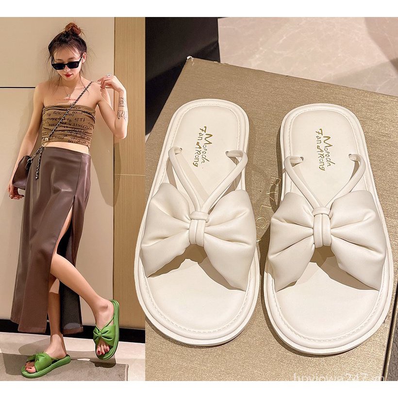 Sandal Đế Thấp 3cm Chất Liệu Cao Su PU Phong Cách Thời Trang Mới 2023