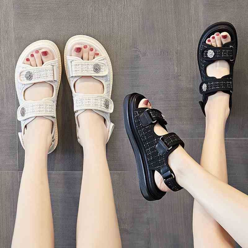 Chipuuu dép sandal nữ dép đi biển dép đế cao Thoải Mái Xinh Xắn  B28G18B