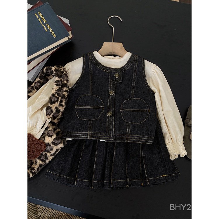 Girls' denim suit 2023 new autumn children's round neck pocket denim pleated skirt suit fashion shirt GC1Q
