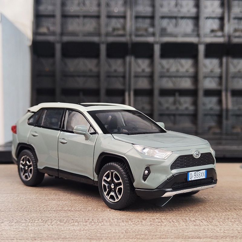 1:32 rav4 suv 2023 hợp kim die cast đồ chơi mô hình ô tô âm thanh và ánh sáng kéo lại đồ chơi trẻ em sưu tầm quà tặng sinh nhật